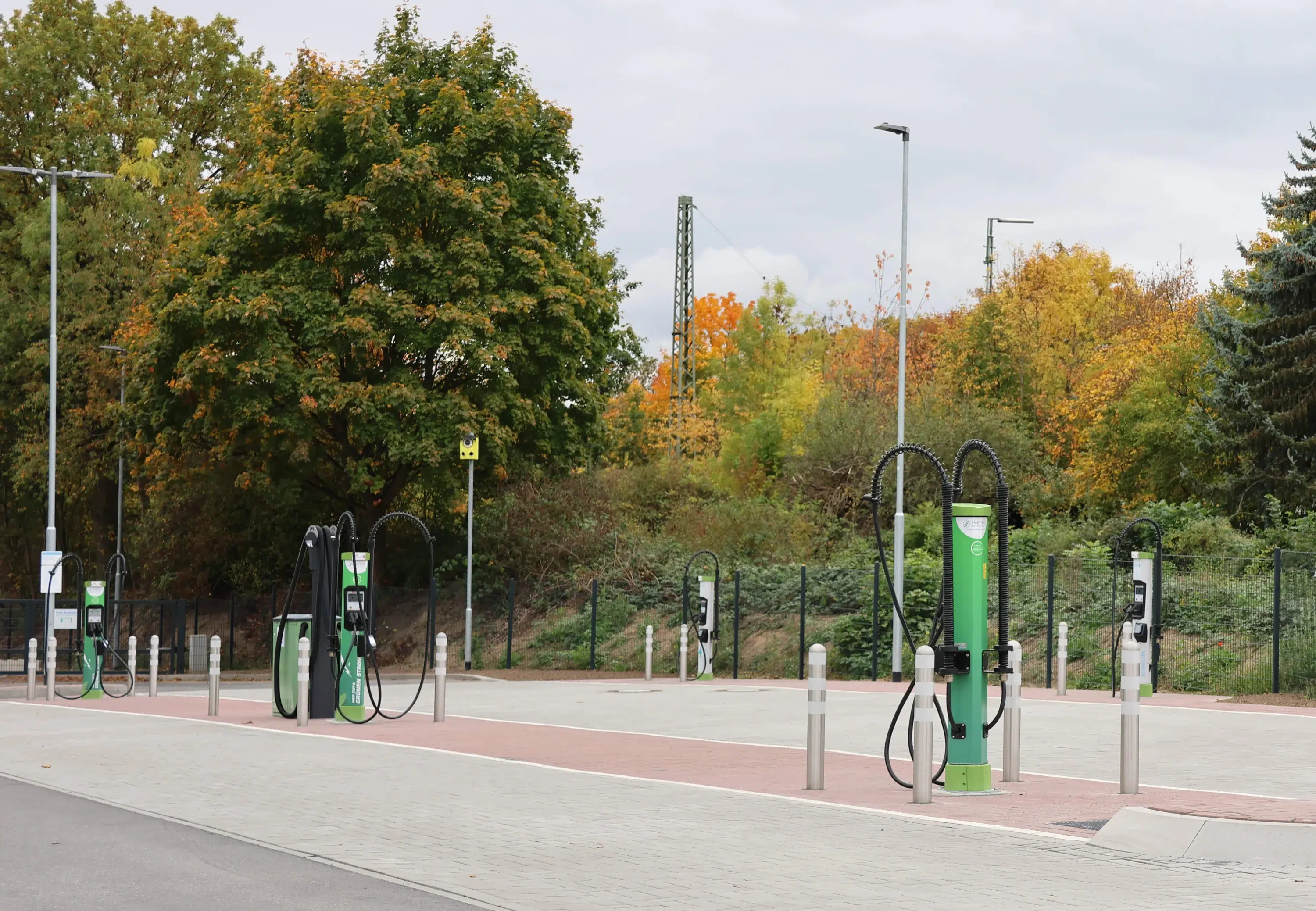 Ladepark der neuen E-Busse in Bad Nauheim